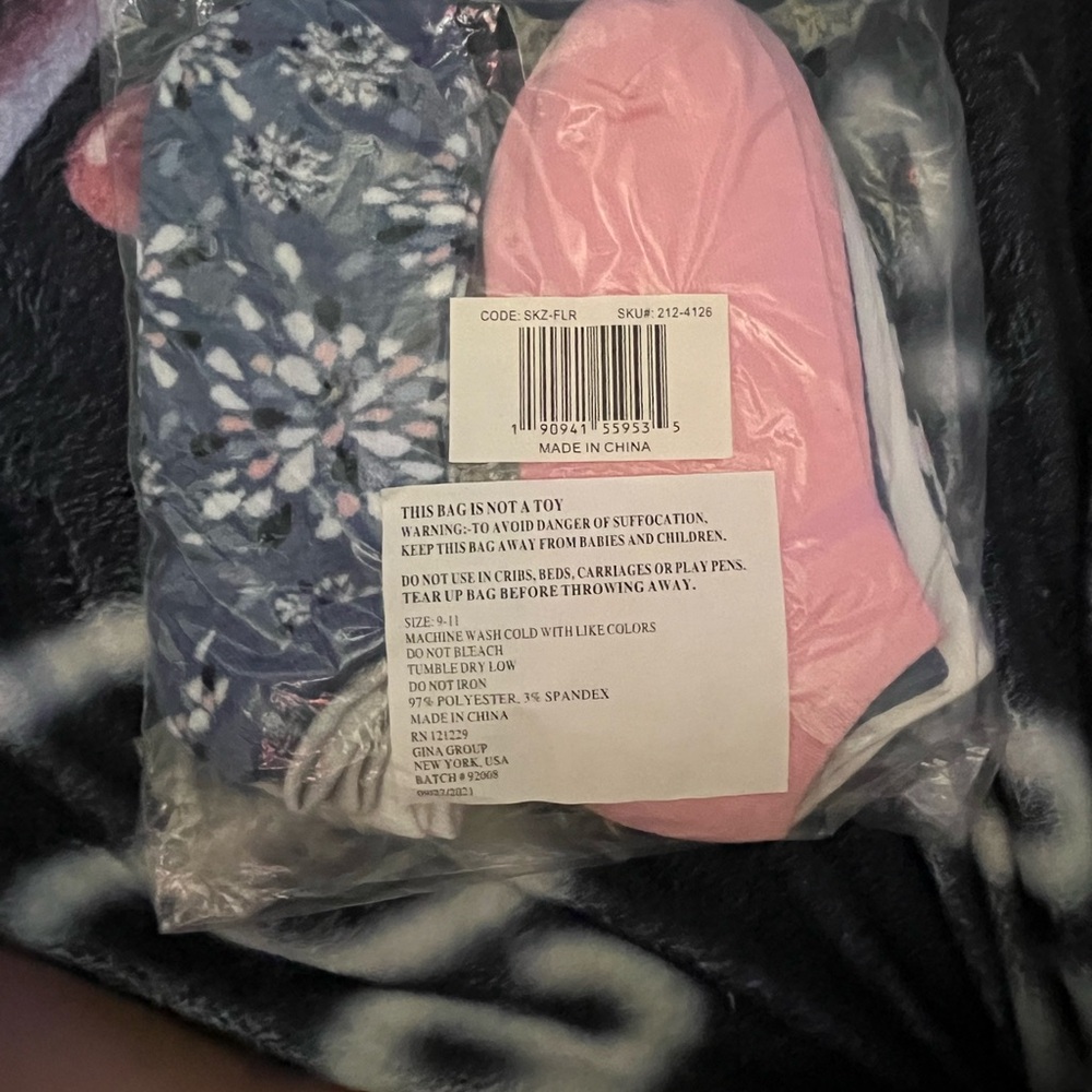 Woman’s multi design color socks